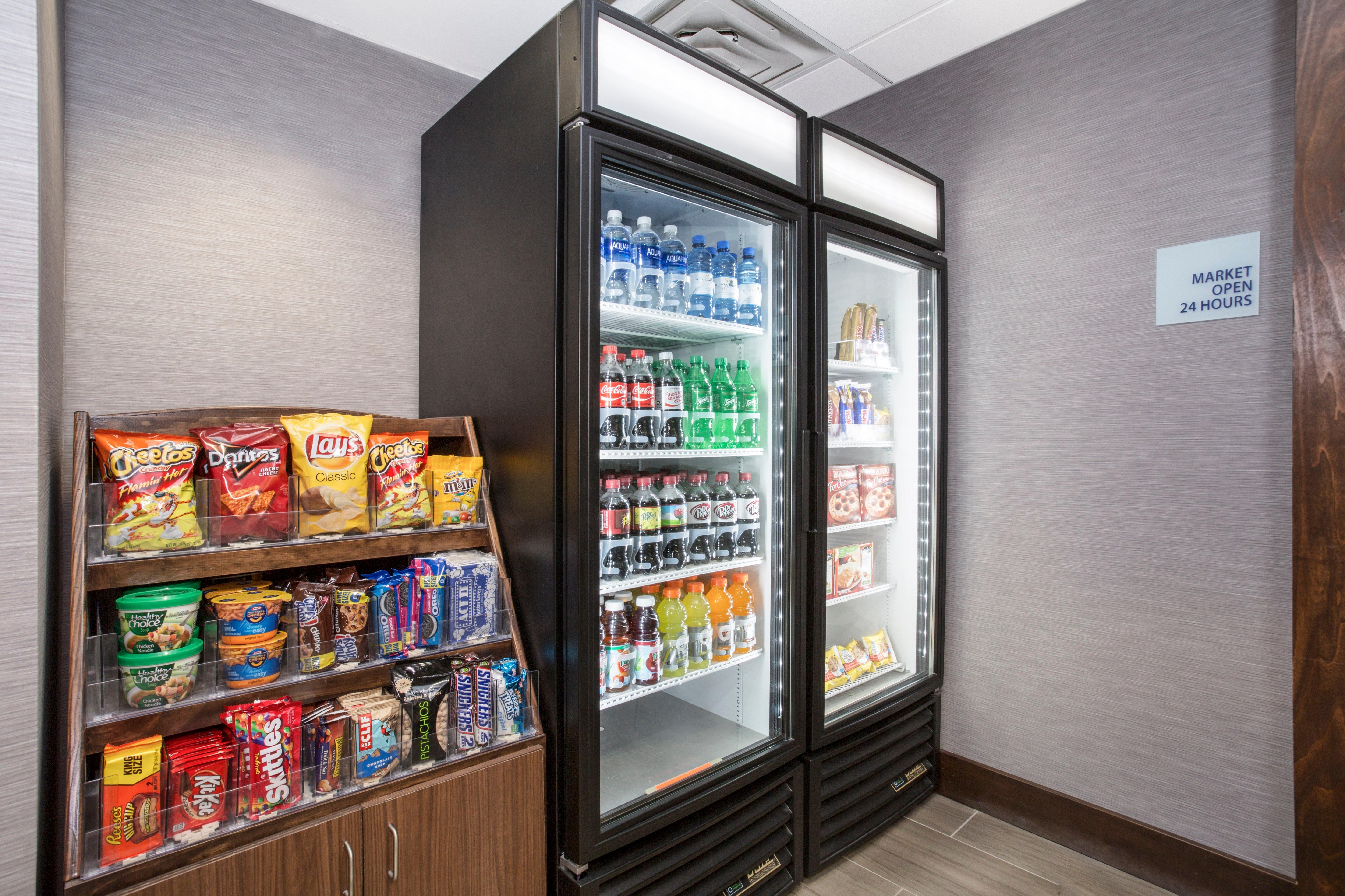 Holiday Inn Express Kansas City - At The Legends! By Ihg Bonner Springs Экстерьер фото